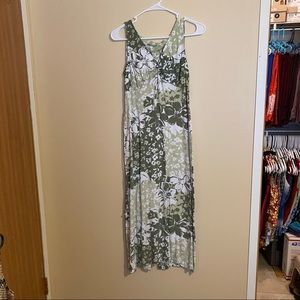 Cute ankle length summer dress.